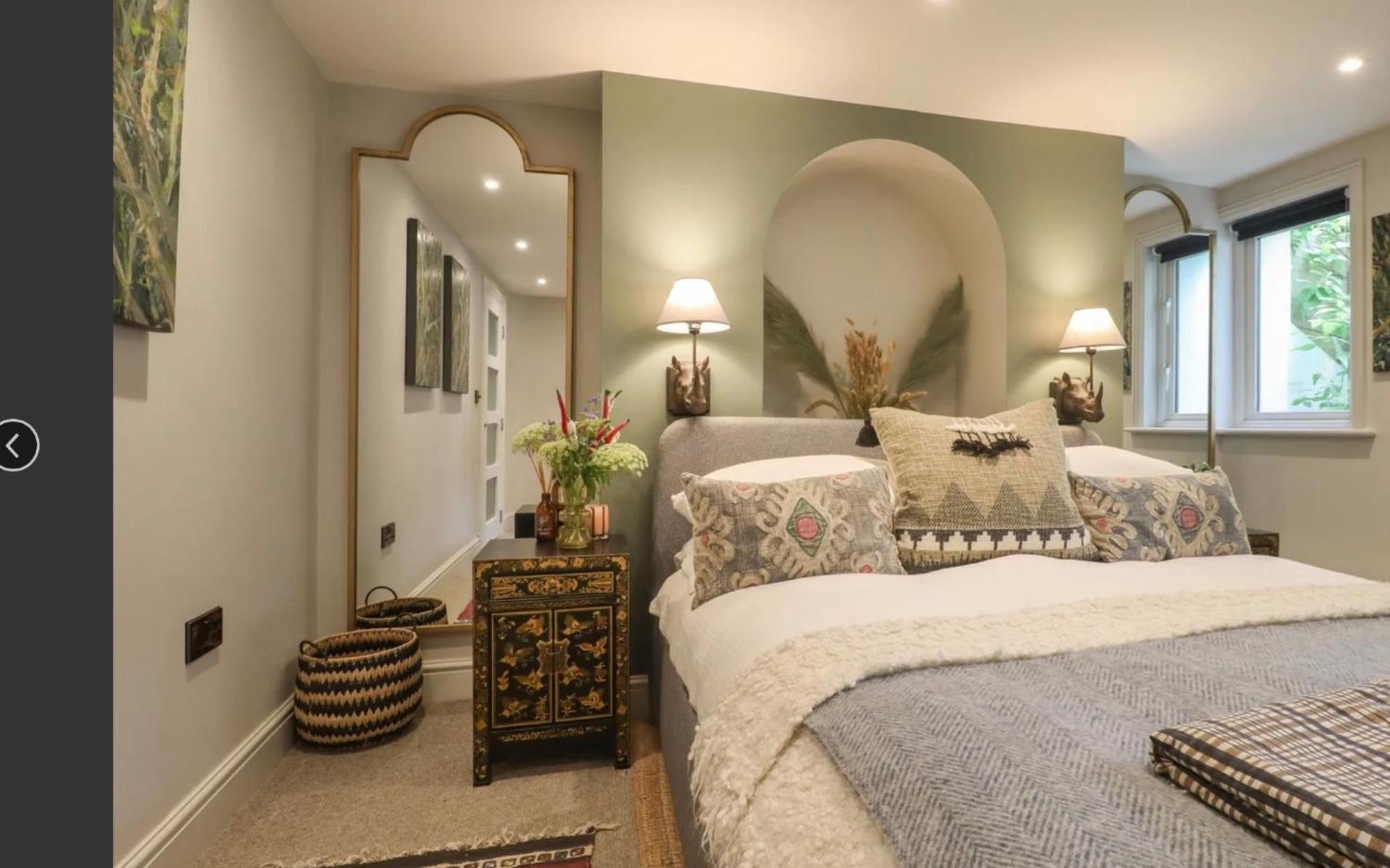 Artists Hideaway Apartment Battle Bagian luar foto