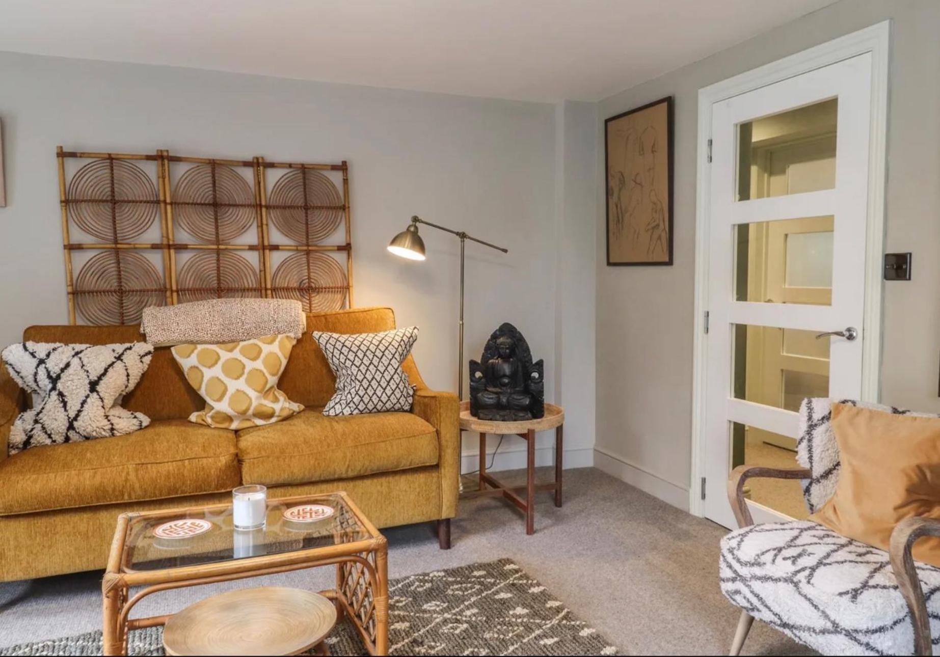 Artists Hideaway Apartment Battle Bagian luar foto