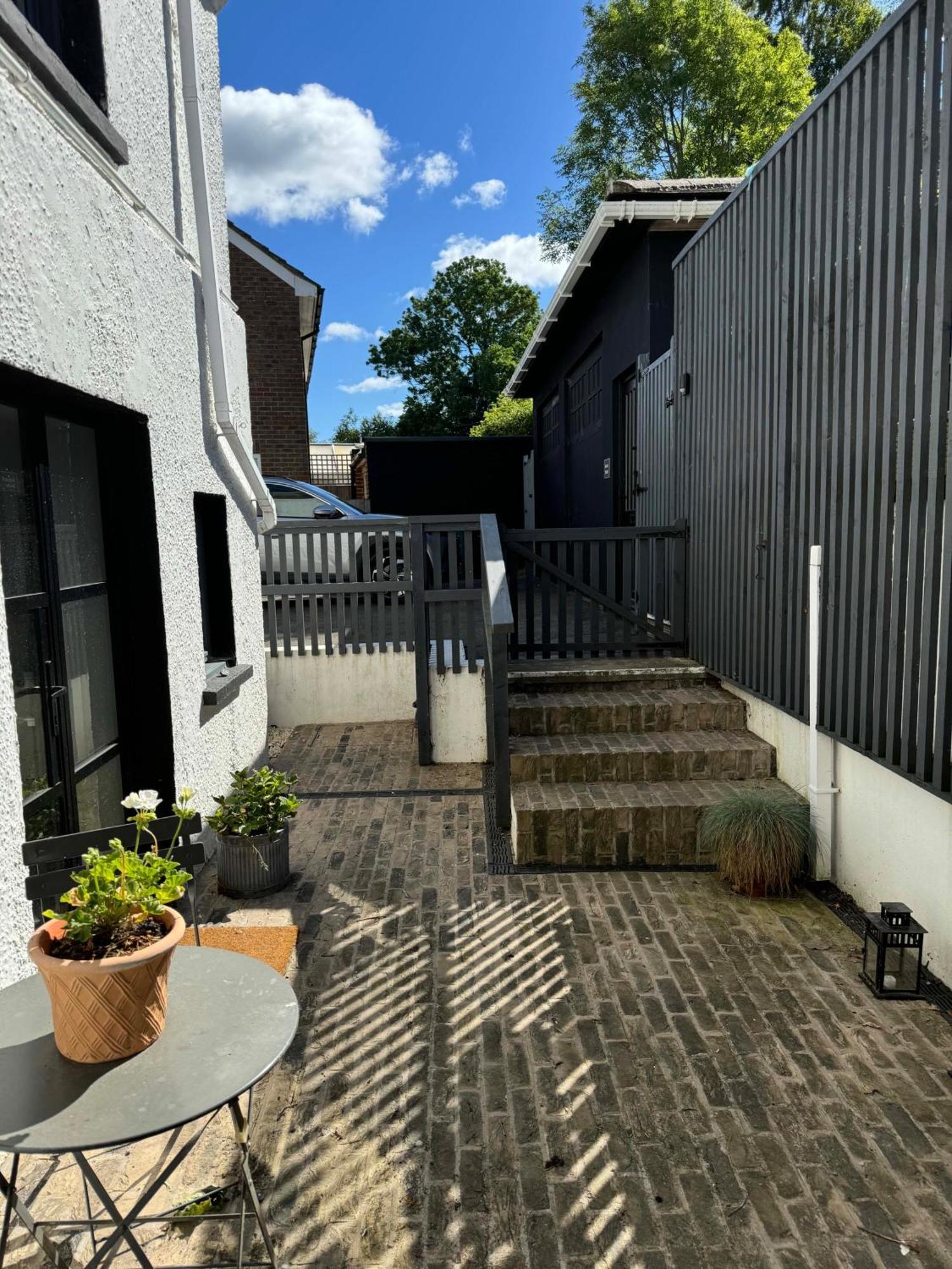 Artists Hideaway Apartment Battle Bagian luar foto
